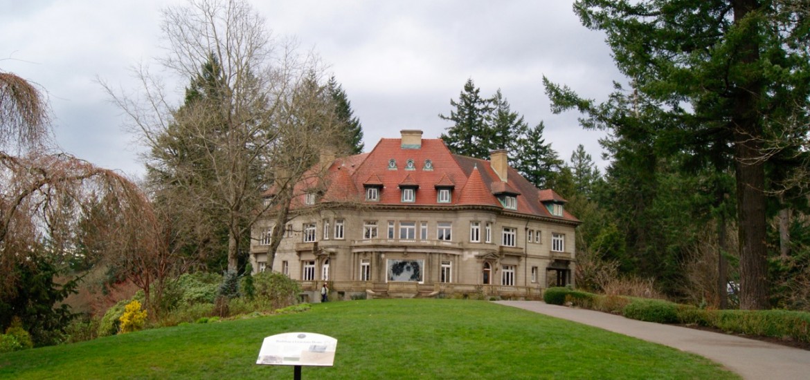 Pittock Mansion (front approach)