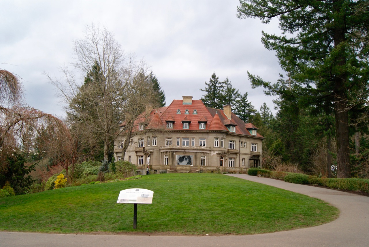 Pittock Mansion (front approach)