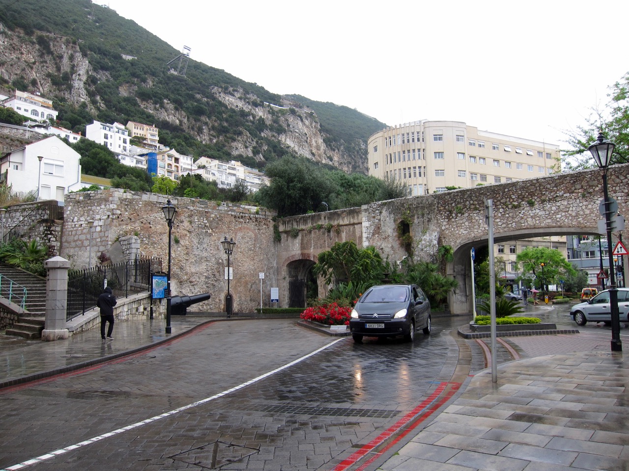 Entry into Gibraltar town