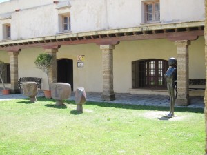 Statues in Castillo de Santa Catalina